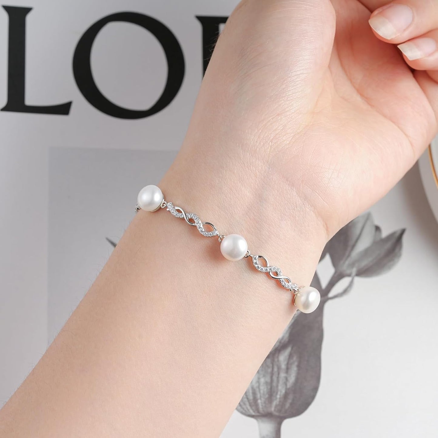 Pulsera de perlas de plata de ley bañada en oro con perla blanca cultivada en agua dulce, pulsera hecha a mano con diseño infinito, joyería
