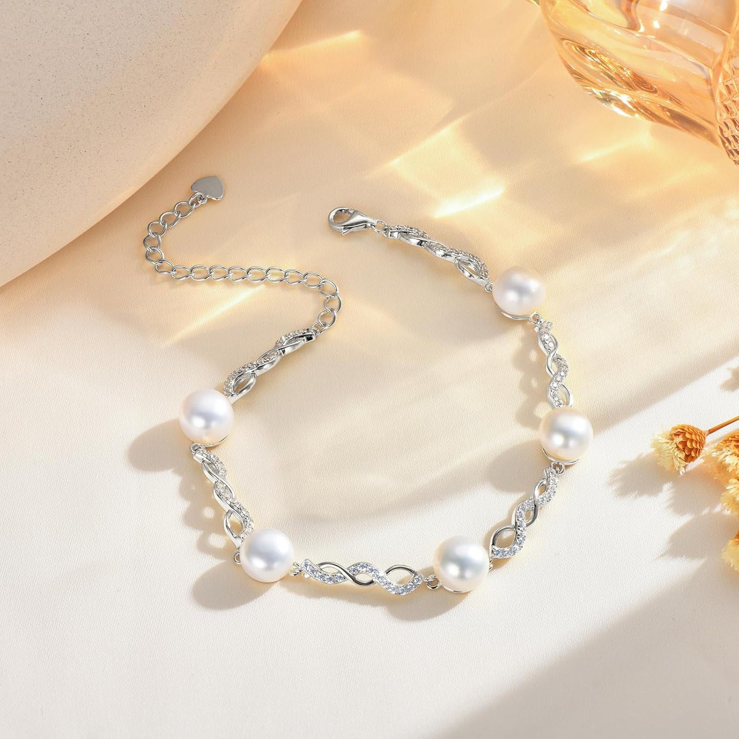 Pulsera de perlas de plata de ley bañada en oro con perla blanca cultivada en agua dulce, pulsera hecha a mano con diseño infinito, joyería