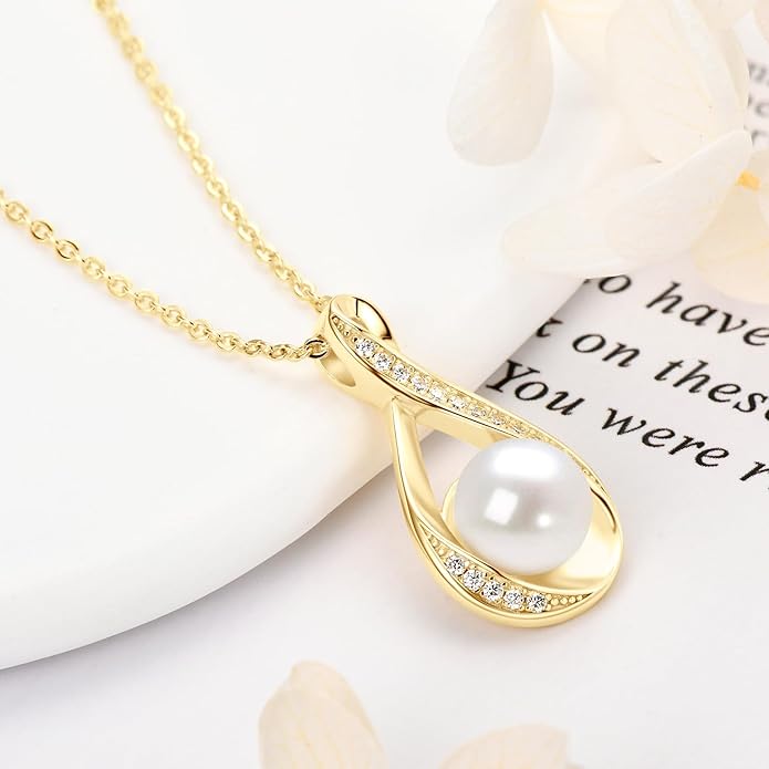 Freshwater Pearl Pendant Necklaces Sterling Silver Infinity Single Pearl Necklace with Shiny Moissanite